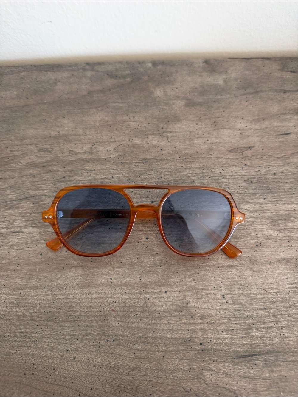 Amber/Tortoiseshell Men's Sunglasses with Blue-Tinted Lenses